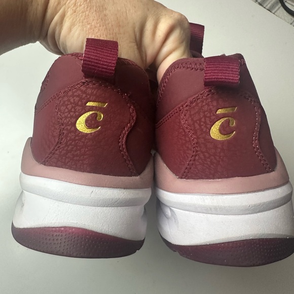 Clove Classic Healthcare Corino Fabric Sneakers Limited Edition Royal Maroon 8.5 - Picture 14 of 16